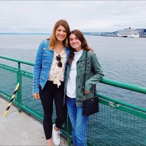 Meet your Posher, Michaela